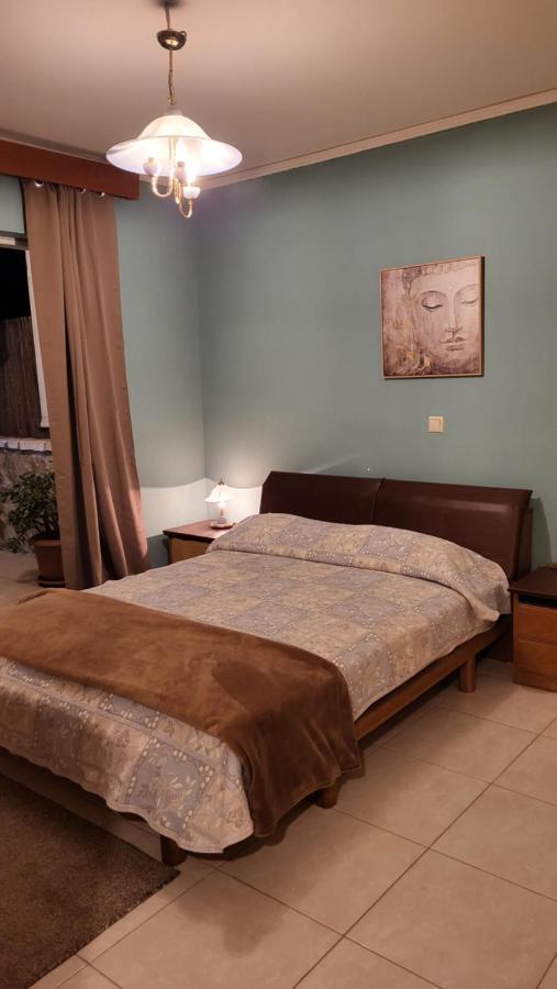 M&M Airport Stop Garden Apartment Spáta المظهر الخارجي الصورة