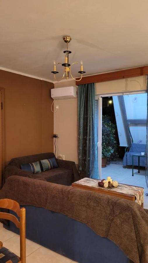M&M Airport Stop Garden Apartment Spáta المظهر الخارجي الصورة