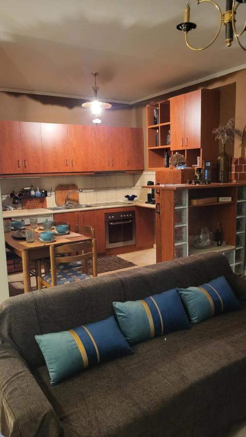 M&M Airport Stop Garden Apartment Spáta المظهر الخارجي الصورة